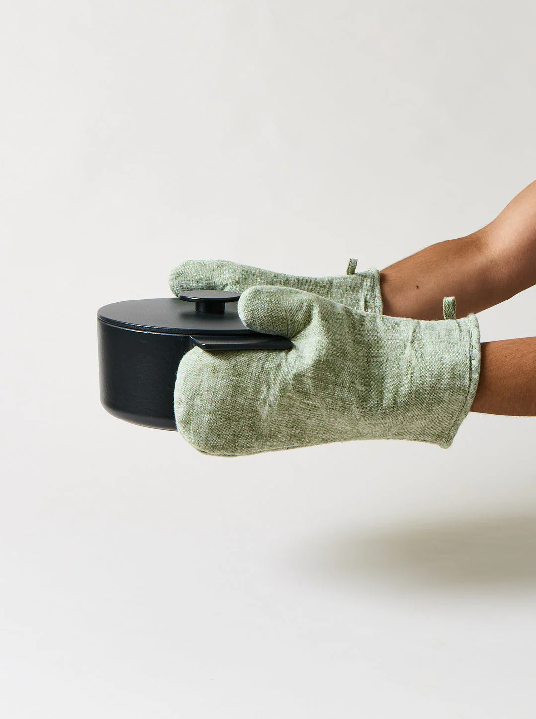 Washed Linen Oven Mitt - Image 7